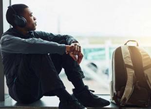 Headphones.jpg